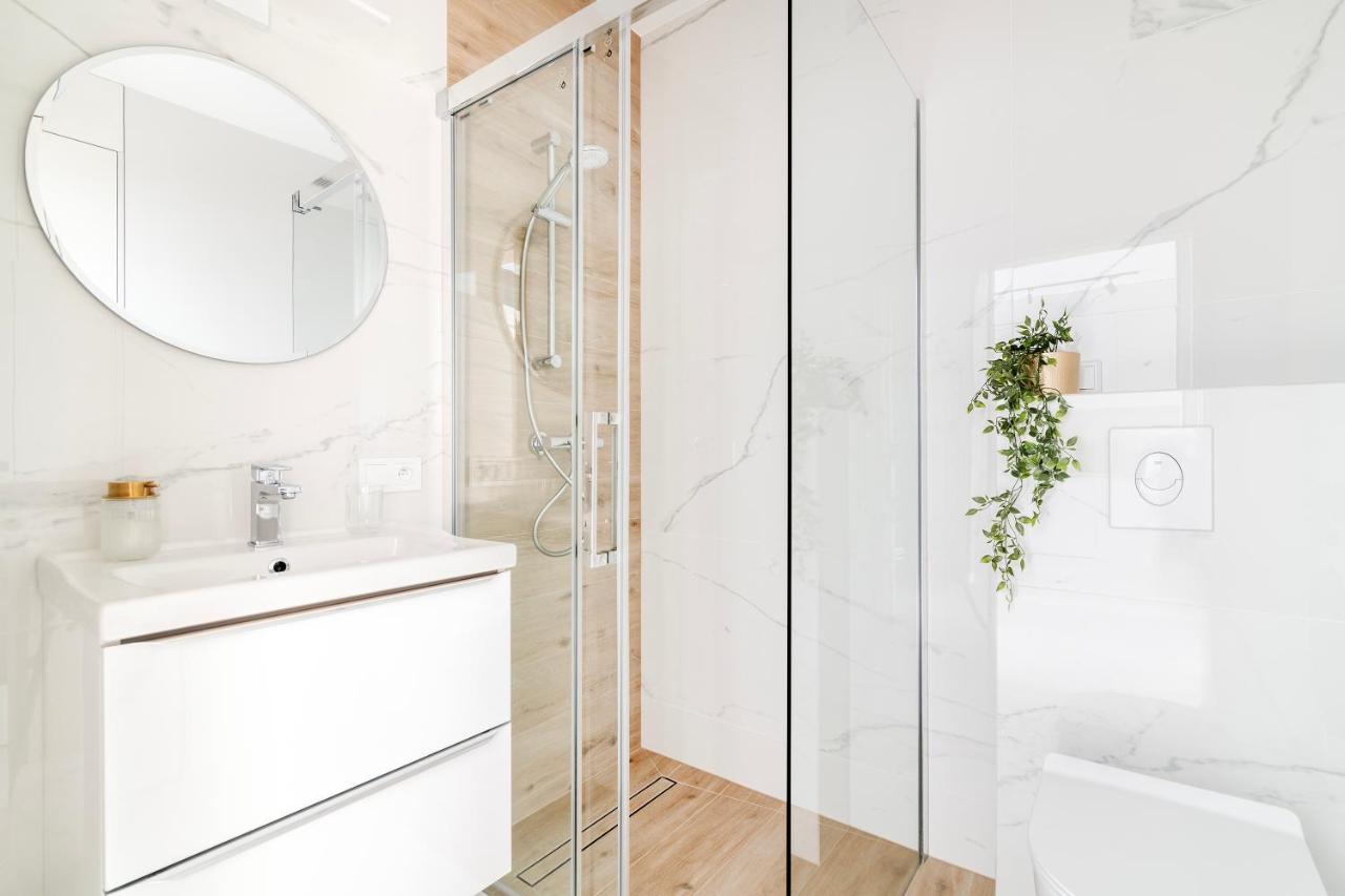 Easy Rent Apartments - Kompozytorow Polskich 7/51 Lublin Exteriör bild